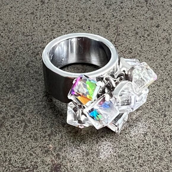 Swatch Love Explosion Silver-Tone Crystal Cube Cluster Ring Size 7 - Picture 1 of 5